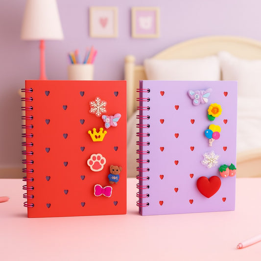 Caderno Pequeno A5 Pautado Silicone Picky Holic Charm 80 Folhas Com 6 Pins Tris