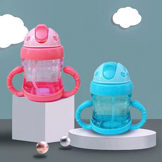 Copo De Bebê Infantil Com Alça e Canudo 200ml