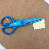 Tesoura Escolar de Picotar 13cm SkyPaper