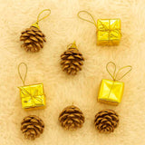 Enfeite De Natal Sortidos Pinha e Presente